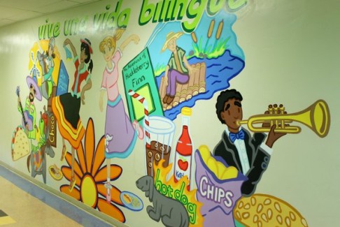 Vida Bilingue Mural